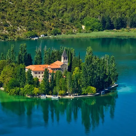 Olea Mandalina * Šibenik